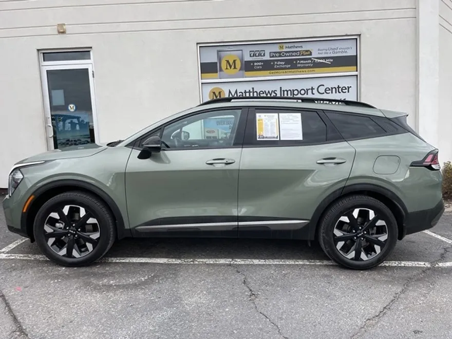 2023 Kia Sportage X-Line photo 1