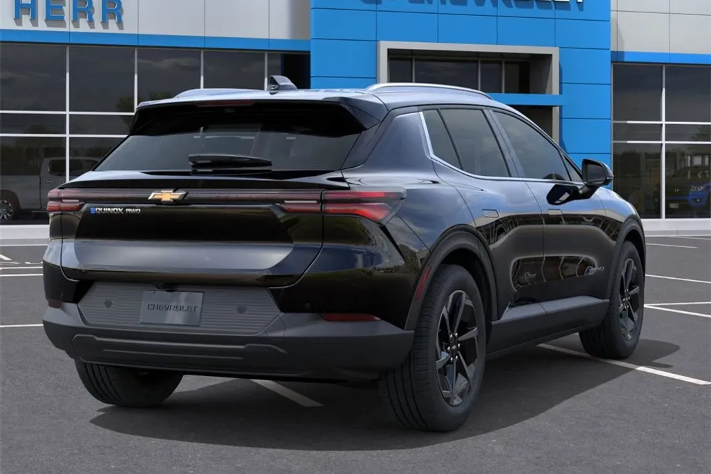 2026 Chevrolet Equinox EV 1LT photo 1