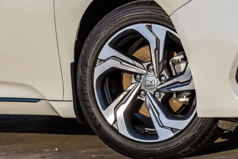 2019 Honda Accord EX photo 1