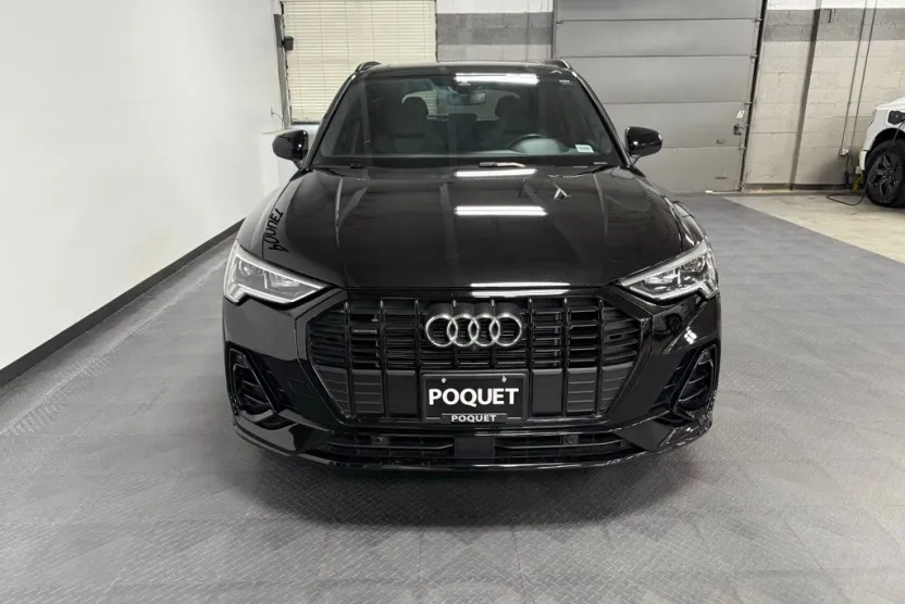 2022 Audi Q3 S line Premium Plus photo 1
