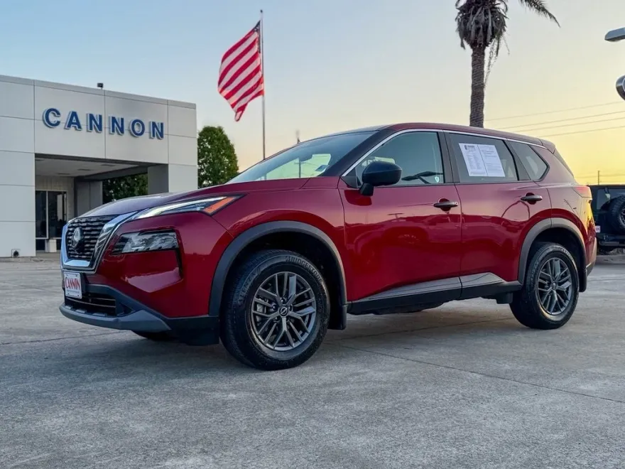2023 Nissan Rogue S photo 1