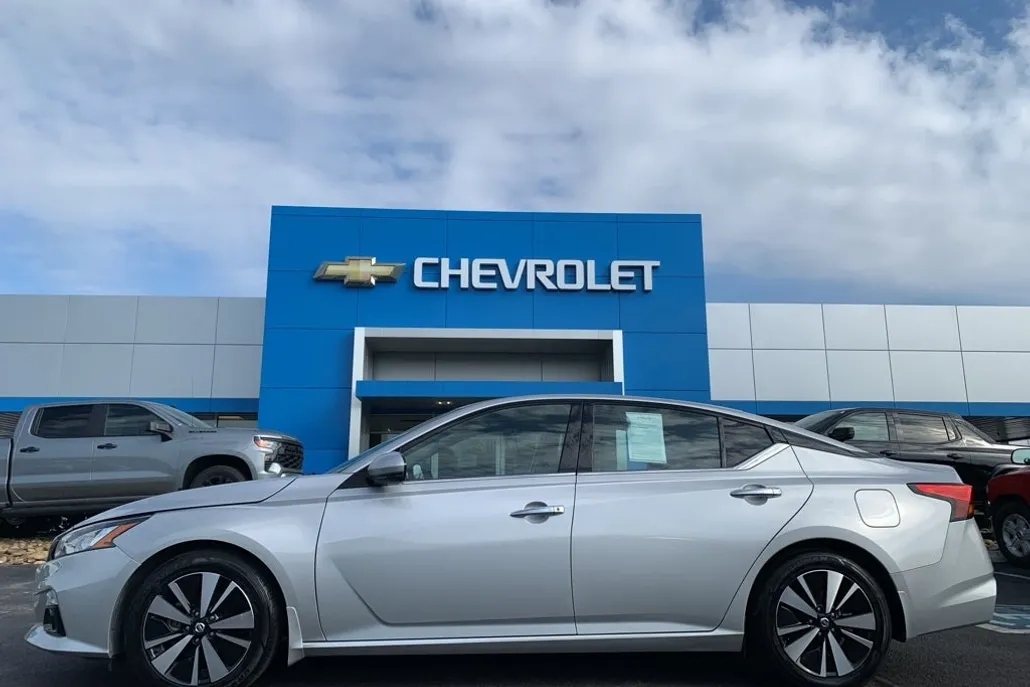2021 Nissan Altima 2.5 SL photo 1