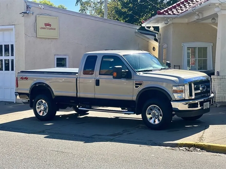 2008 Ford F-350 Lariat photo 1