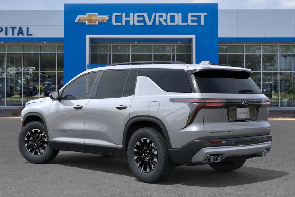 2026 Chevrolet Traverse Z71 photo 1