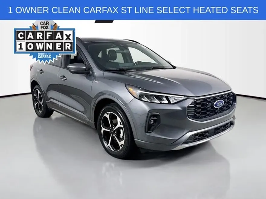2023 Ford Escape ST-Line Select photo 1