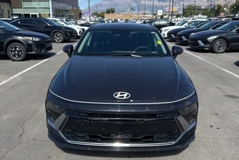 2024 Hyundai Sonata SEL photo 1