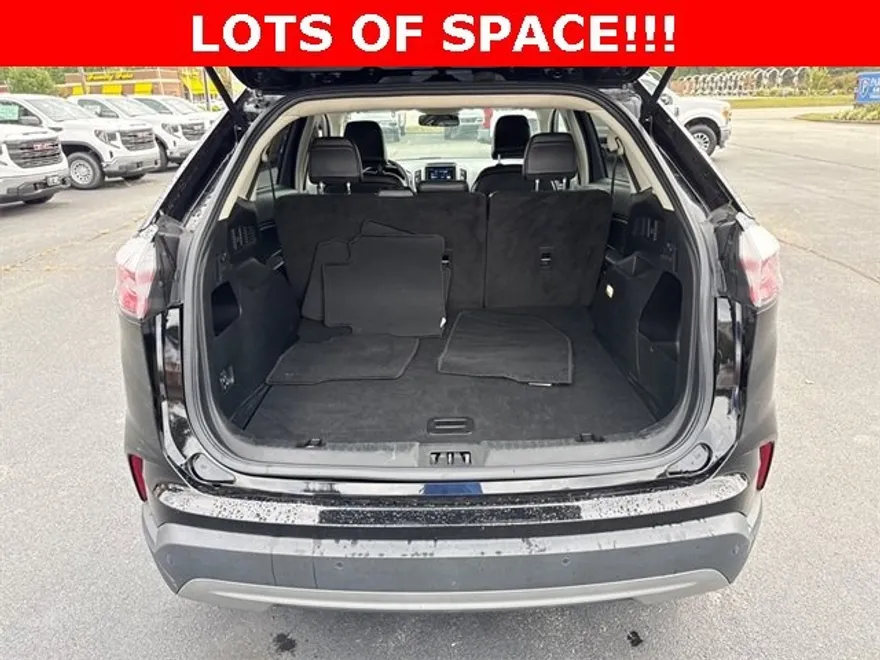 2023 Ford Edge SEL photo 1