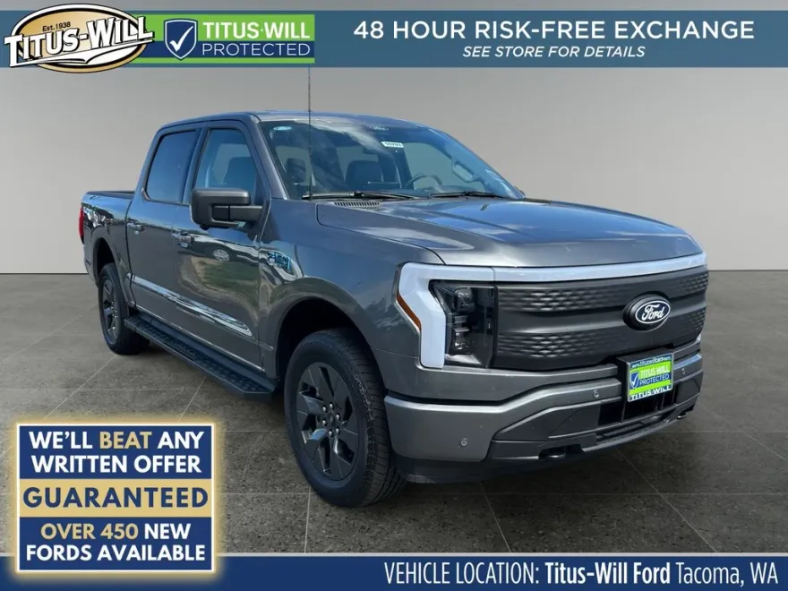 2025 Ford F-150 Lightning photo 1