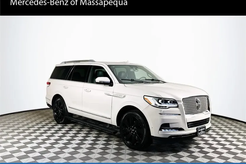 2023 Lincoln Navigator Reserve photo 1