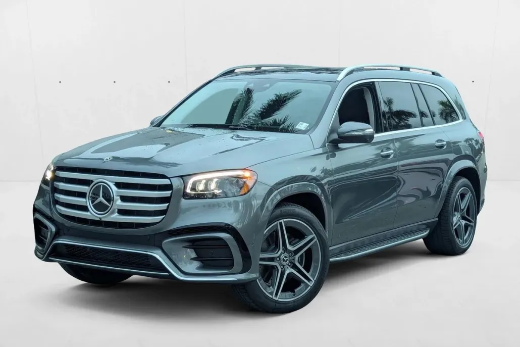 2026 Mercedes Benz GLS 450 4MATIC photo 1