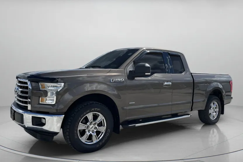2015 Ford F-150 XLT photo 1
