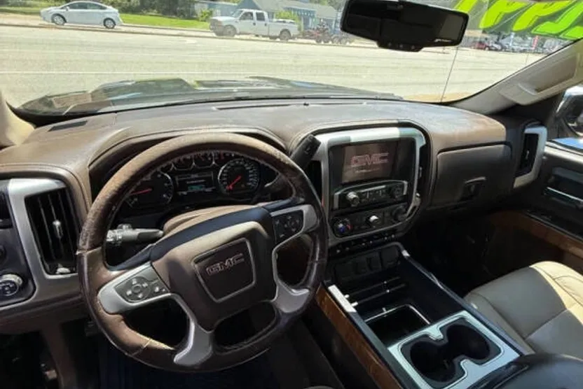 2018 Gmc Sierra 1500 SLT photo 1