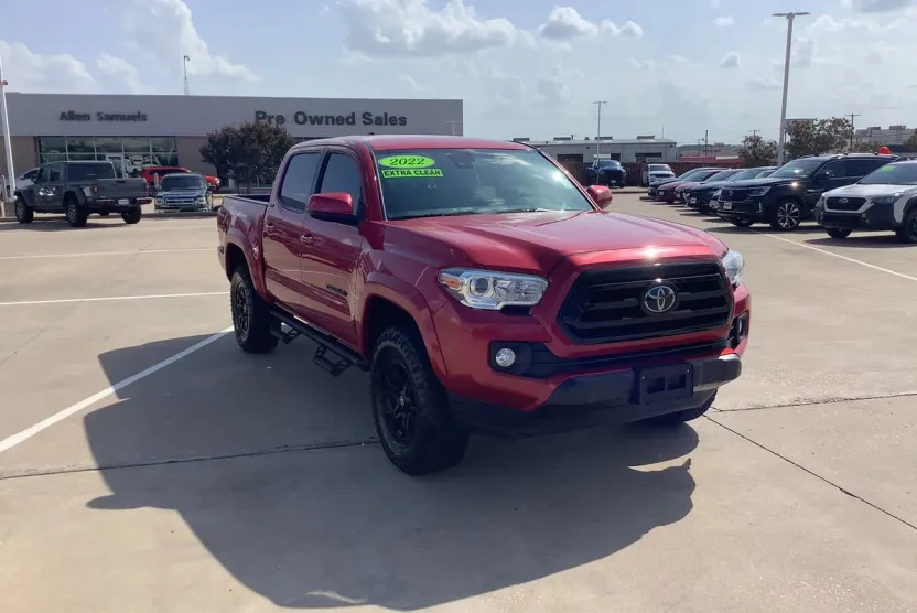 2022 Toyota Tacoma SR5 photo 1