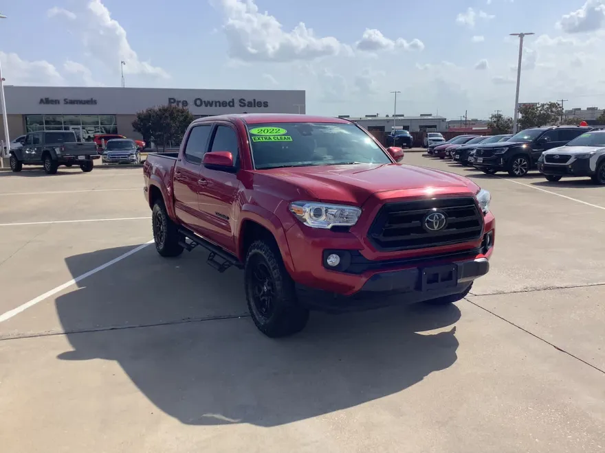 2022 Toyota Tacoma SR5 photo 1