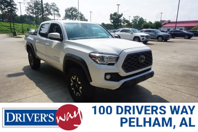 2022 Toyota Tacoma SR V6 photo 1