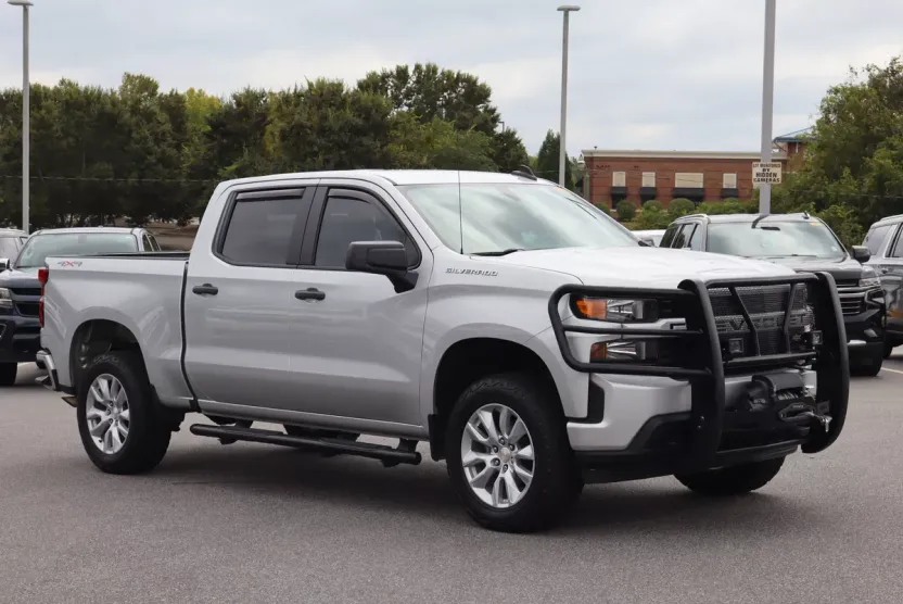 2020 Chevrolet Silverado 1500 Custom photo 1