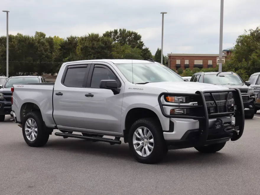 2020 Chevrolet Silverado 1500 Custom photo 1