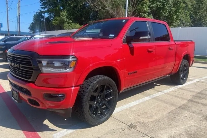 2022 Ram 1500 Laramie photo 1