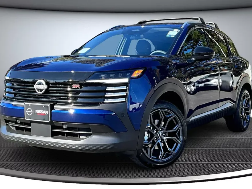 2026 Nissan Kicks SR photo 1