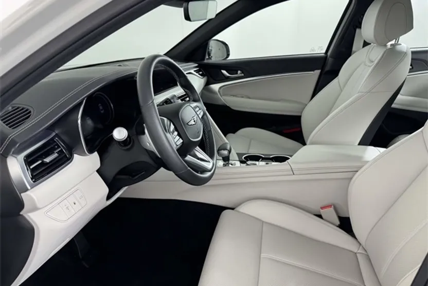 2025 Genesis G70 2.5T photo 1