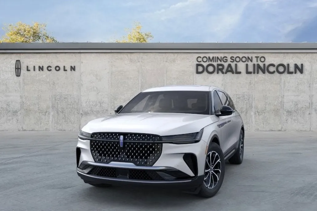 2025 Lincoln Nautilus Premiere photo 1