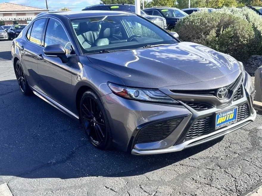 2023 Toyota Camry XSE photo 1
