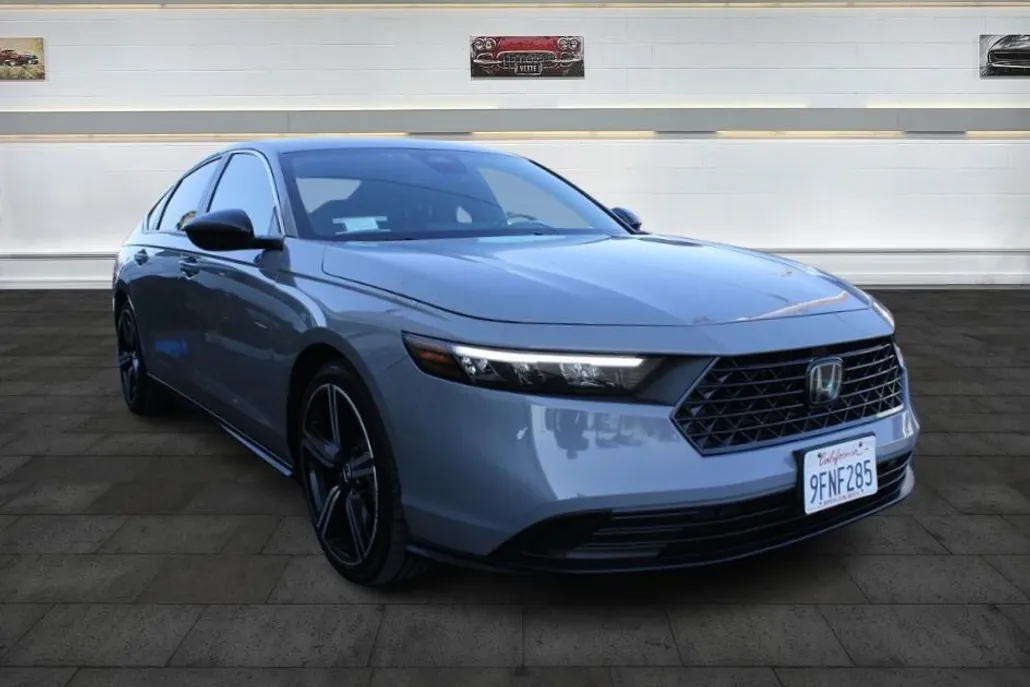 2023 Honda Accord Sport photo 1