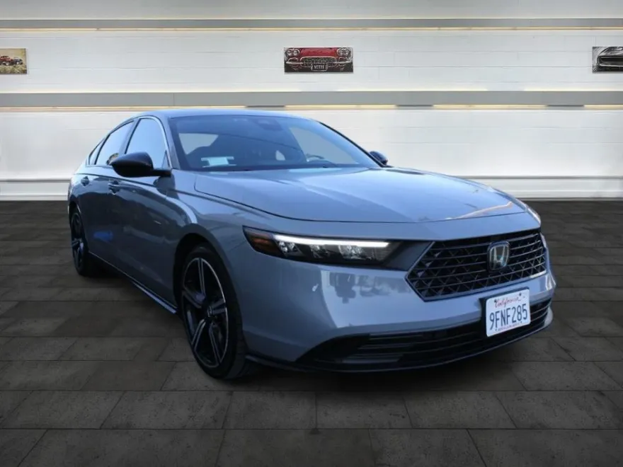 2023 Honda Accord Sport photo 1