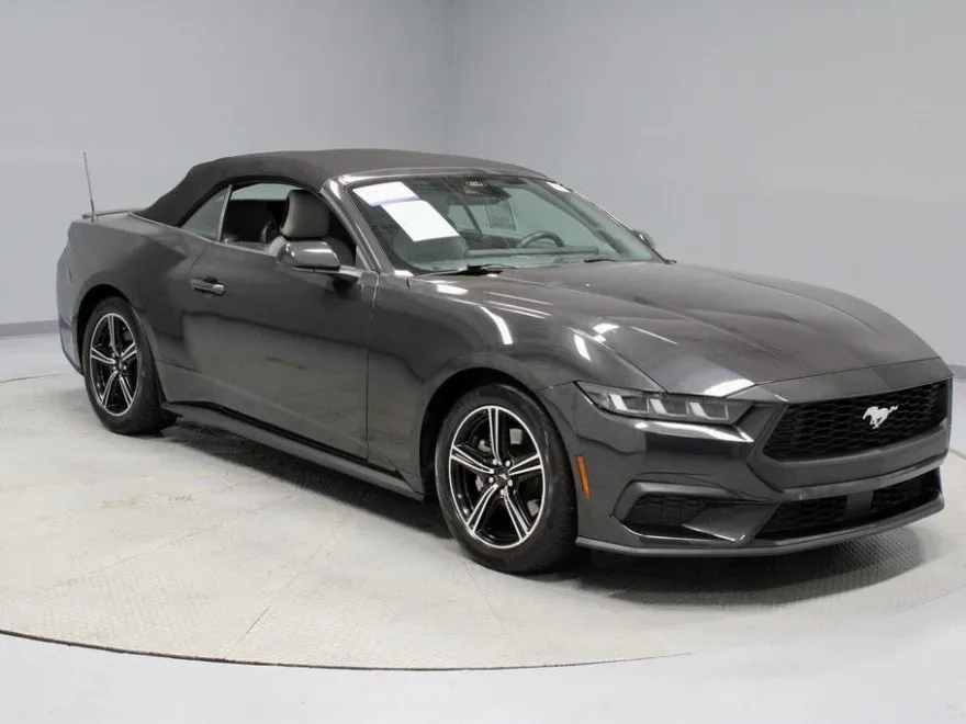 2024 Ford Mustang EcoBoost Premium photo 1