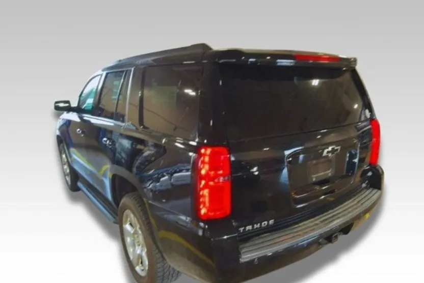 2016 Chevrolet Tahoe LT photo 1