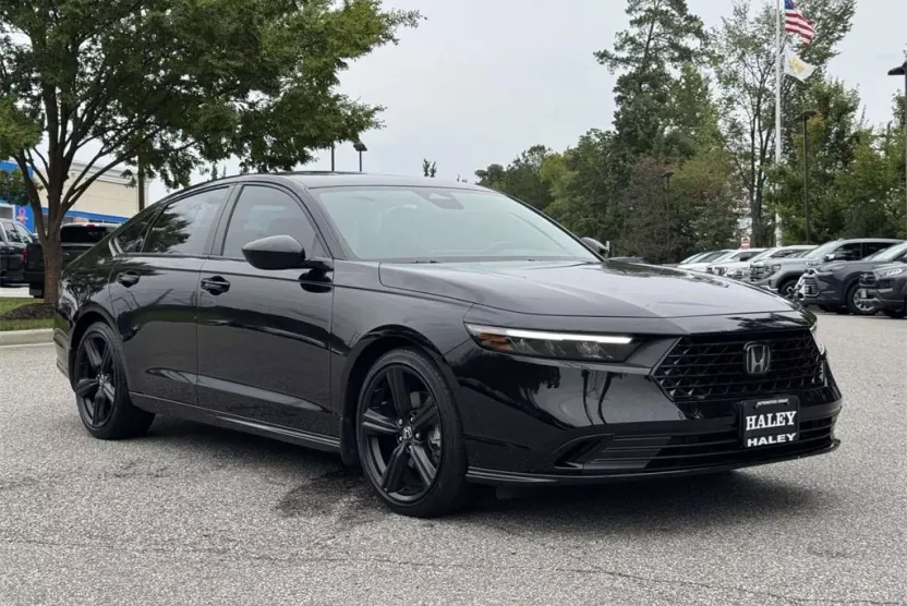 2024 Honda Accord Hybrid Sport-L photo 1