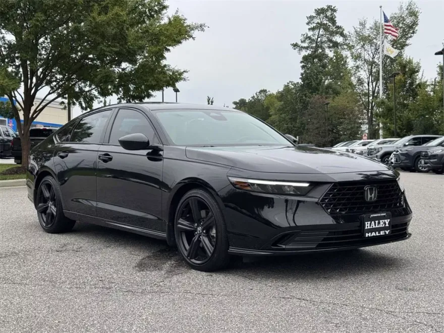 2024 Honda Accord Hybrid Sport-L photo 1