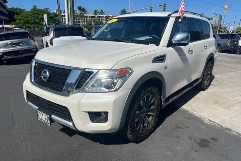 2017 Nissan Armada SL photo 1