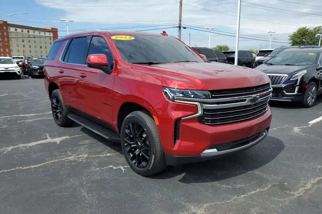 2022 Chevrolet Tahoe LT photo 1
