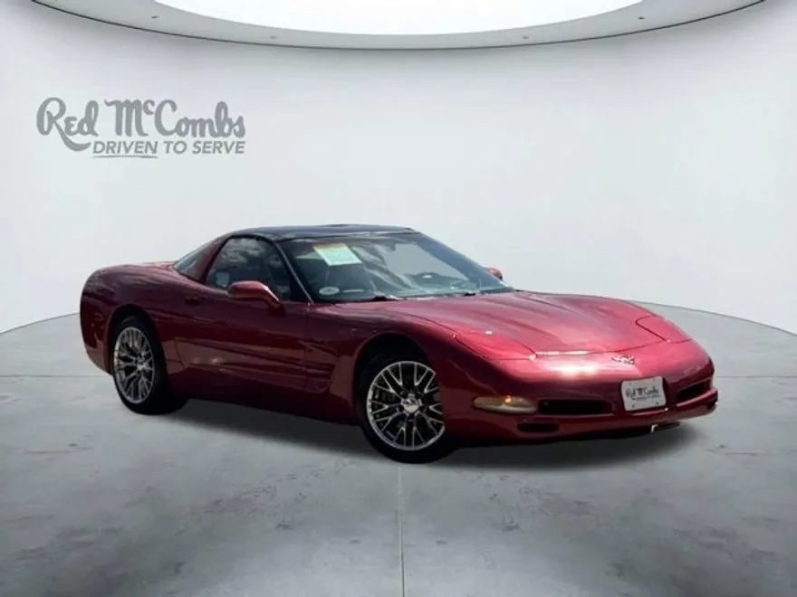 2004 Chevrolet Corvette photo 1
