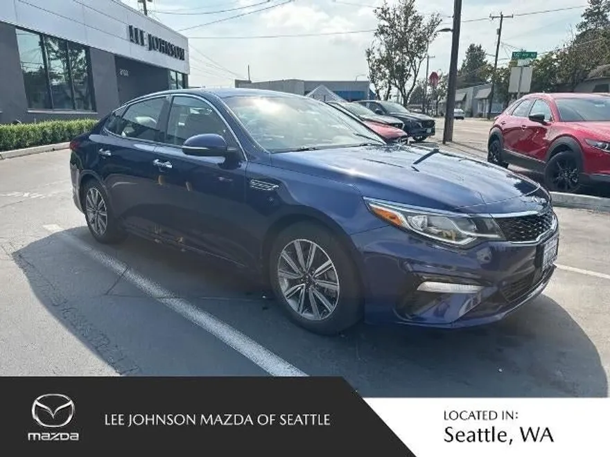 2019 Kia Optima EX photo 1