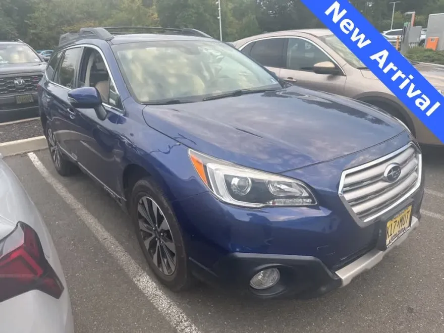 2017 Subaru Outback Limited photo 1
