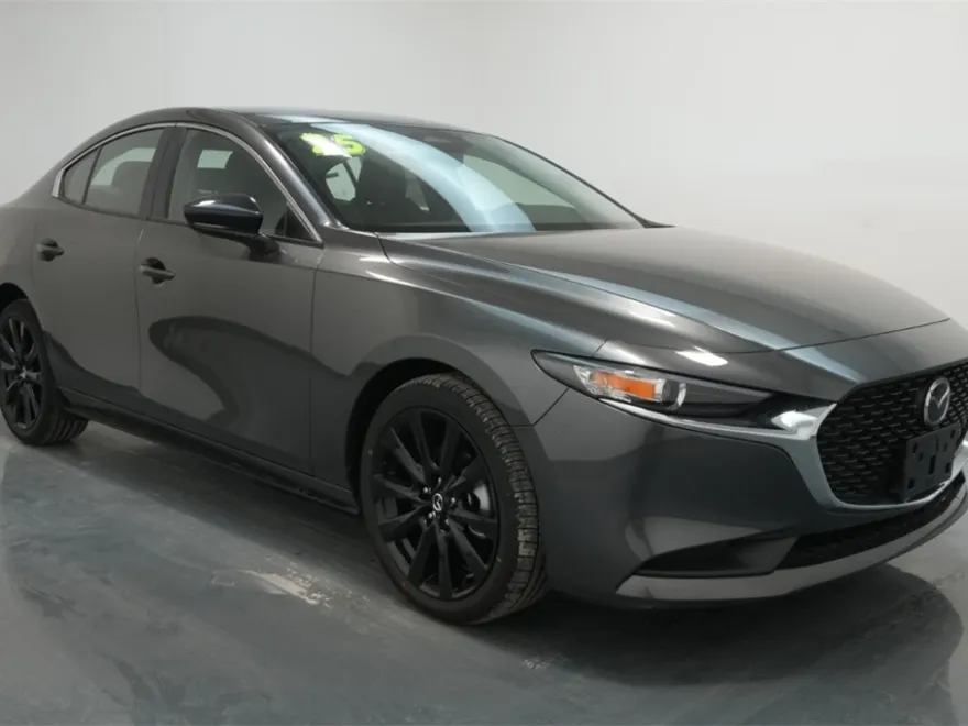 2025 Mazda Mazda3 2.5 Select Sport photo 1