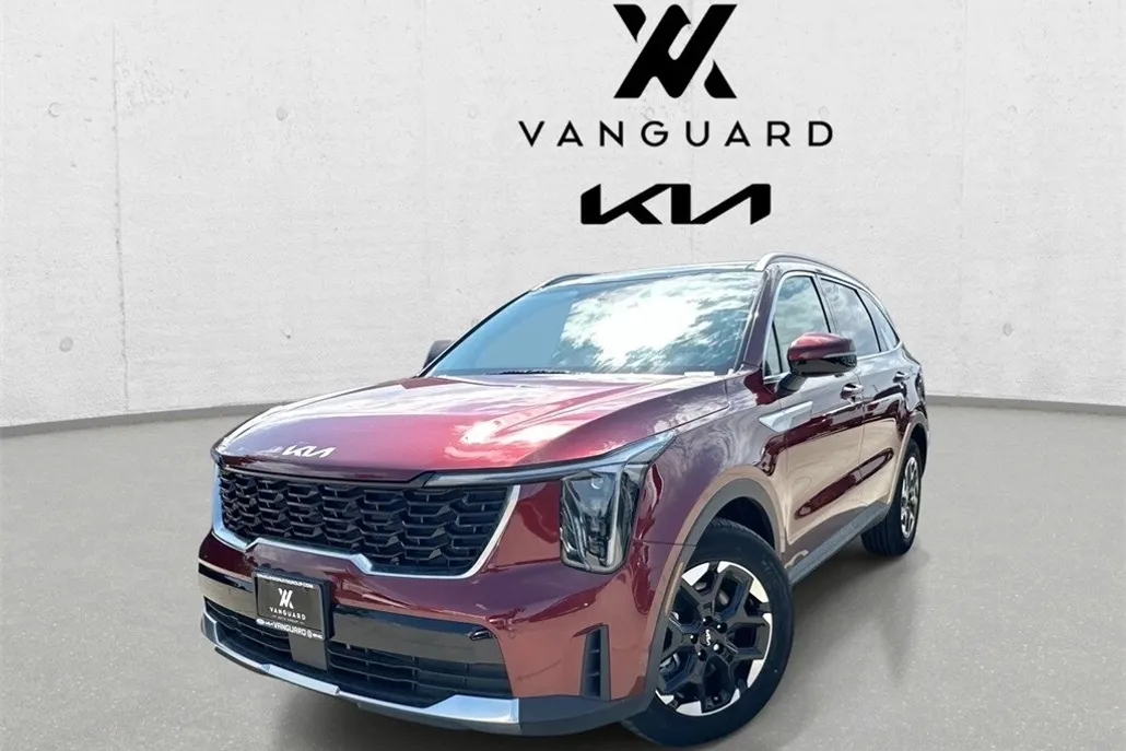 2025 Kia Sorento S photo 1