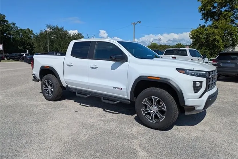2025 Gmc Canyon AT4 photo 1