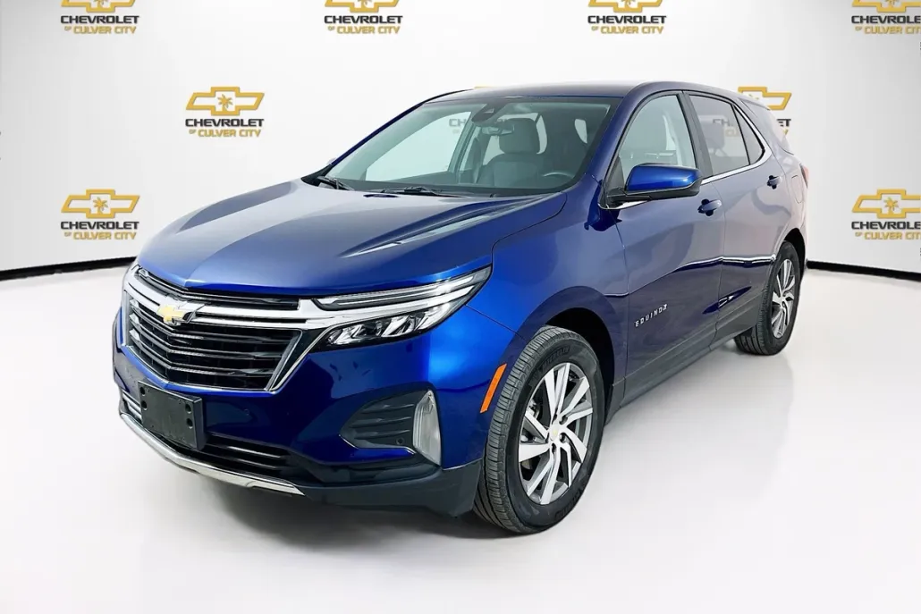 2023 Chevrolet Equinox LT photo 1
