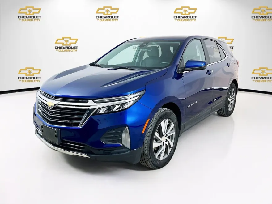 2023 Chevrolet Equinox LT photo 1