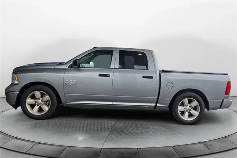 2022 Ram 1500 Classic Tradesman photo 1