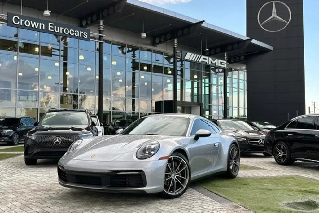 2024 Porsche 911 photo 1
