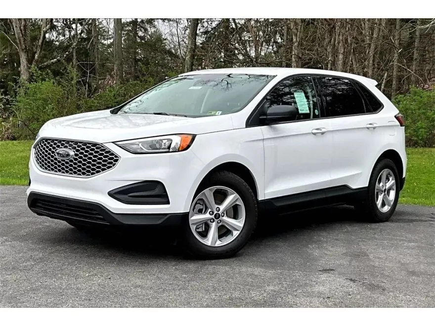 2024 Ford Edge SE photo 1