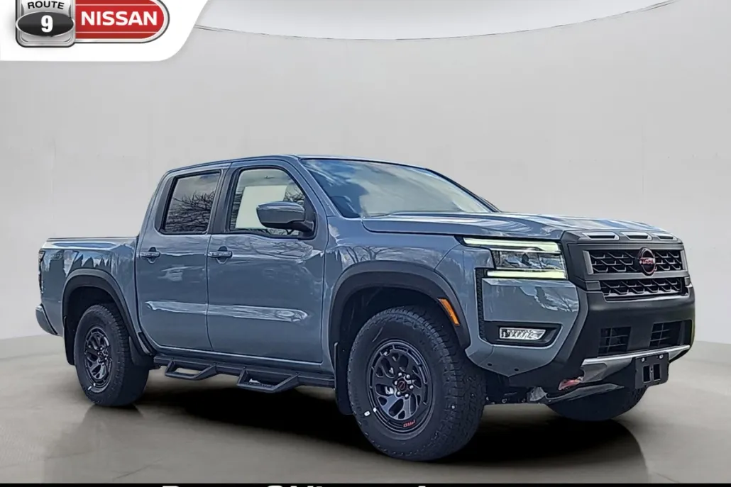 2025 Nissan Frontier PRO-4X photo 1