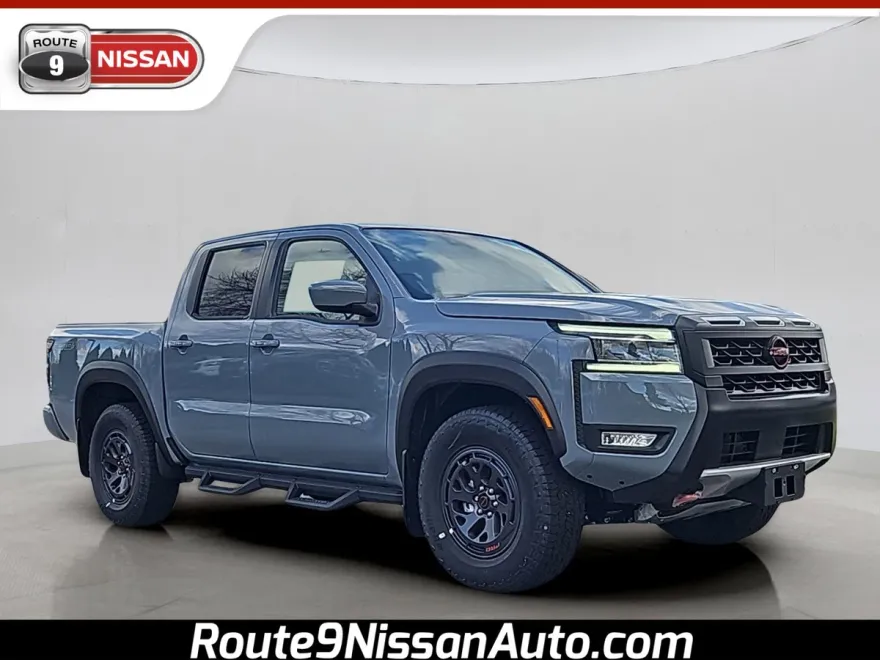 2025 Nissan Frontier PRO-4X photo 1