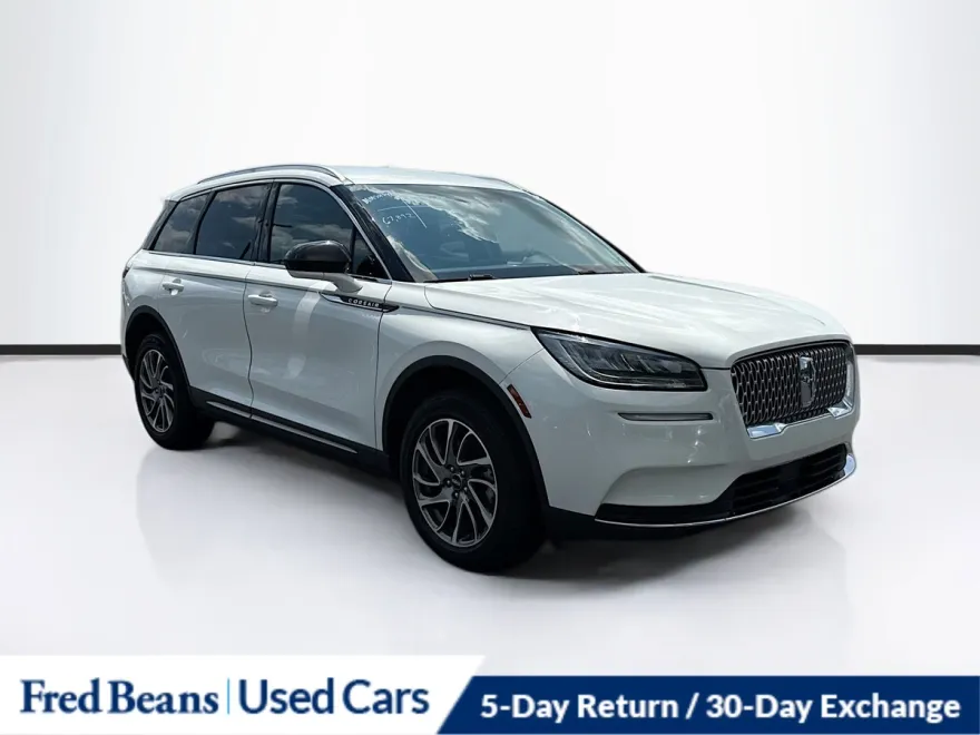 2022 Lincoln Corsair Standard photo 1