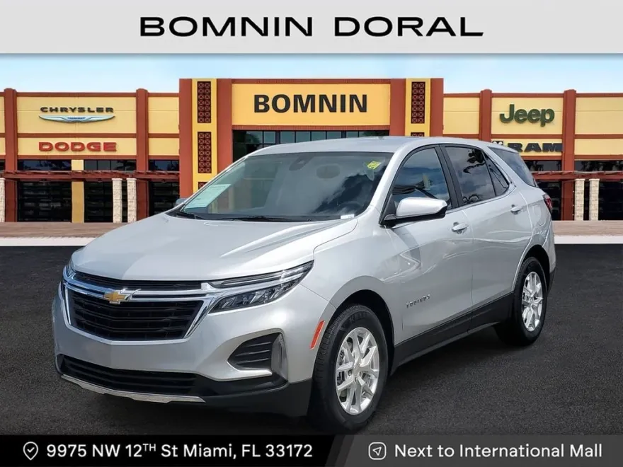 2022 Chevrolet Equinox LT photo 1