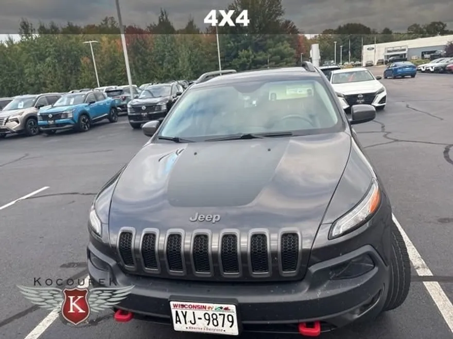 2014 Jeep Cherokee Trailhawk photo 1